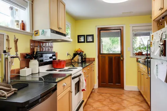 Suite kitchen  