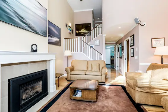 Living Room - 5-1001 Northlands Drive  