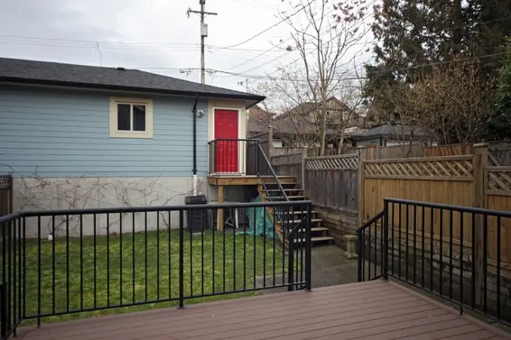 Deck  