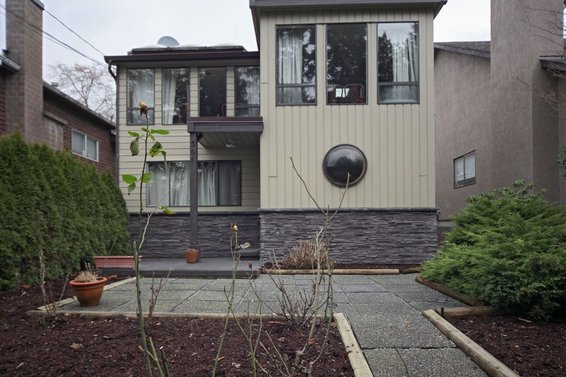506 West 28th Street, North Vancouver