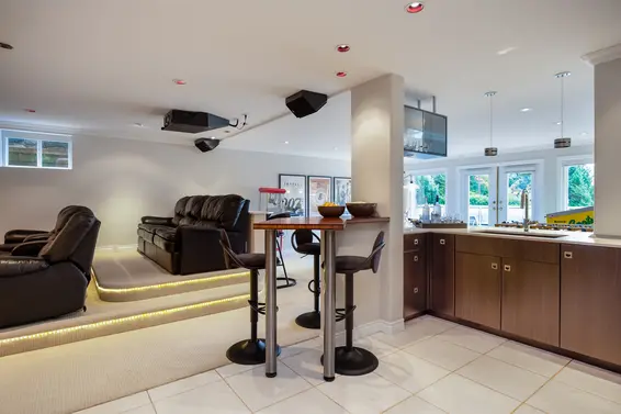 Media/Games Room - 998 Dempsey Road, North Vancouver  
