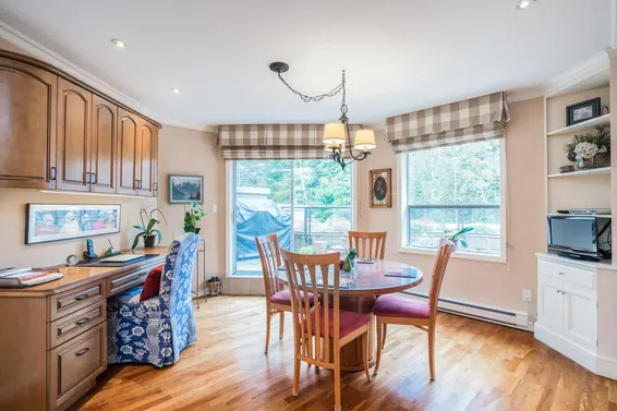 304-1500 Ostler Court, North Vancouver -  eating area  