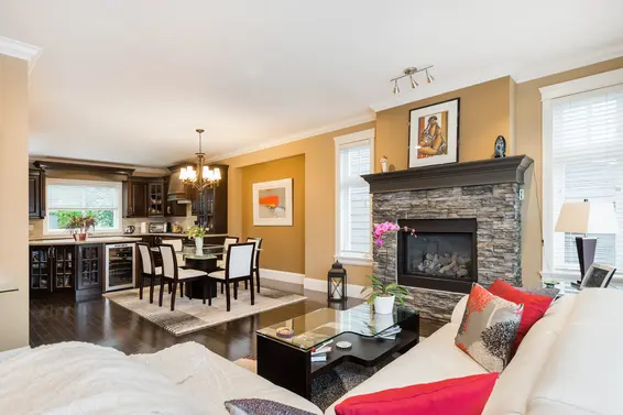 3660 Carnarvon Avenue, North Vancouver For Sale - image 6