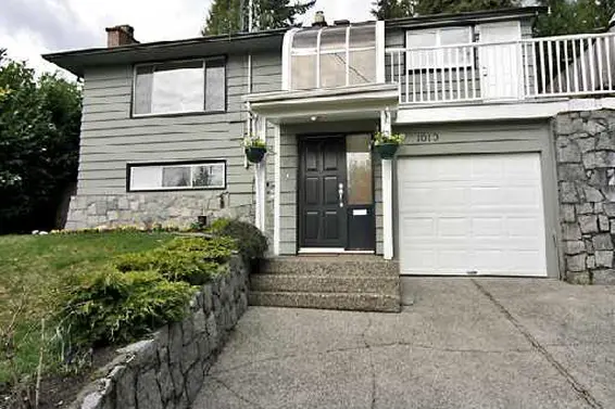1010 Clements Avenue, North Vancouver