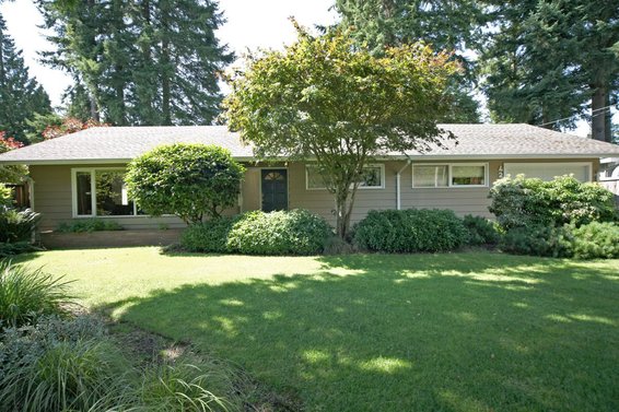 4209 Pelly Road, North Vancouver