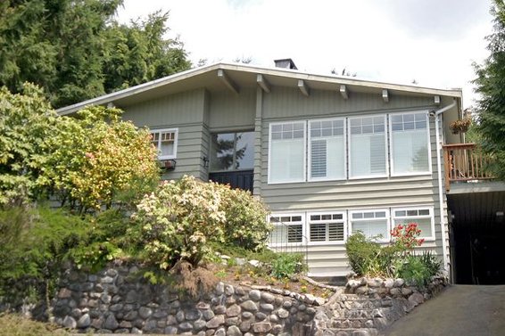 4104 Norwood Avenue, North Vancouver
