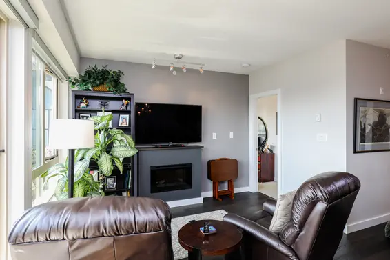 Living Room - 415 1330 Marine Drive  