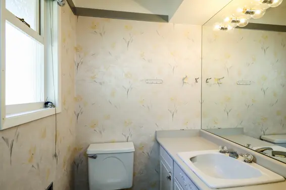 439 East 19th Street, North Vancouver For Sale - image 11