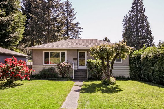 557 West 24th Street, North Vancouver