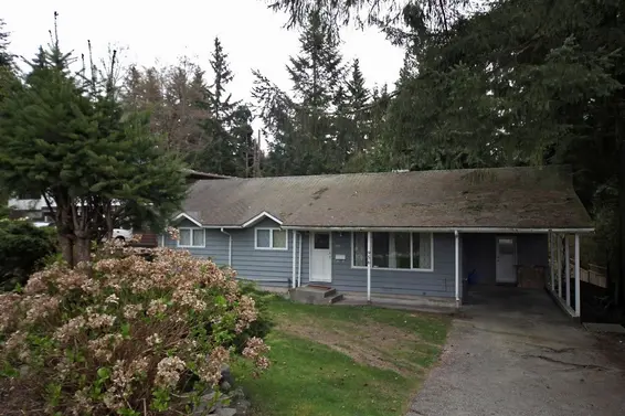 956 Hartford Place  