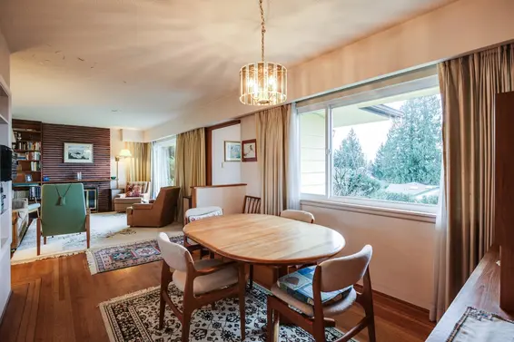 198 Carisbrooke Crescent, North Vancouver For Sale - image 5