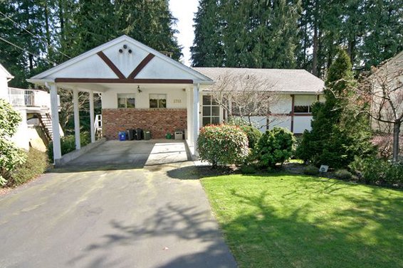 2762 Wembley Drive, North Vancouver