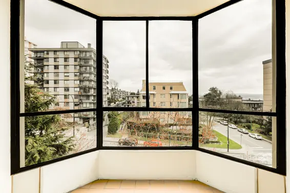 Master Bedroom Balcony - 503-505 Lonsdale Avenue  