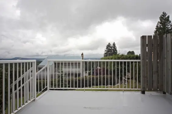 Sundeck  