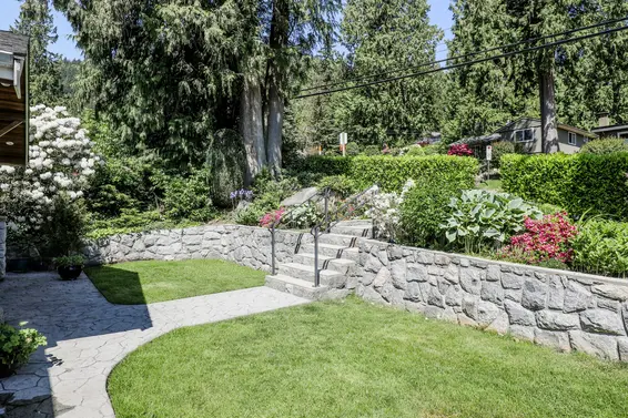 Front Yard - 1391 Coleman Street  