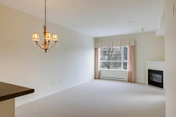 Dining Room - 203-3151 Connaught Crescent, North Vancouver  