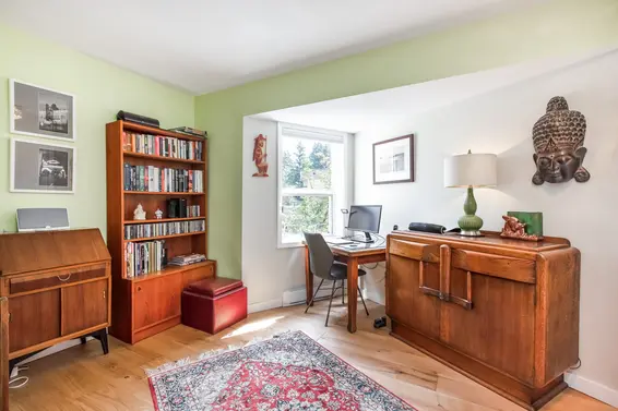 Bedroom - 704-1500 Ostler Court, North Vancouver  