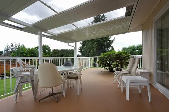 Deck  