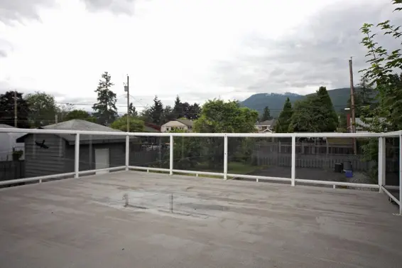 Deck  
