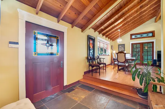 2261 Gisby Street, West Vancouver For Sale - image 17
