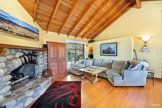 2261 Gisby Street, West Vancouver For Sale - image 22