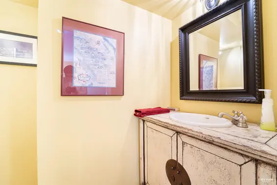 2261 Gisby Street, West Vancouver For Sale - image 35