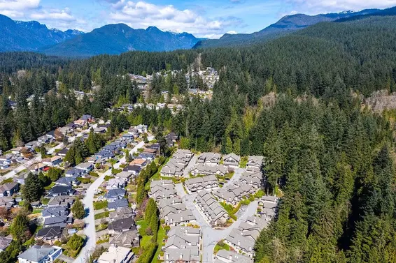 29 1550 Larkhall Crescent, North Vancouver For Sale - image 1