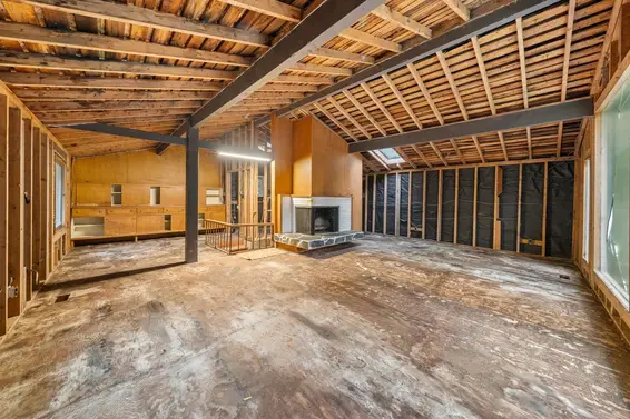 4520 Lynn Valley Road, North Vancouver For Sale - image 6