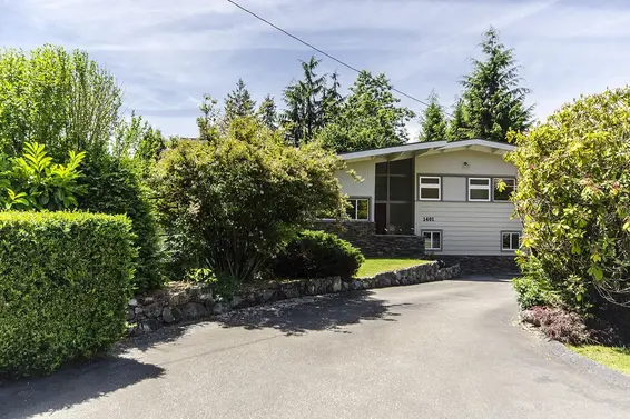 1401 Greenbriar Way, North Vancouver For Sale - image 1