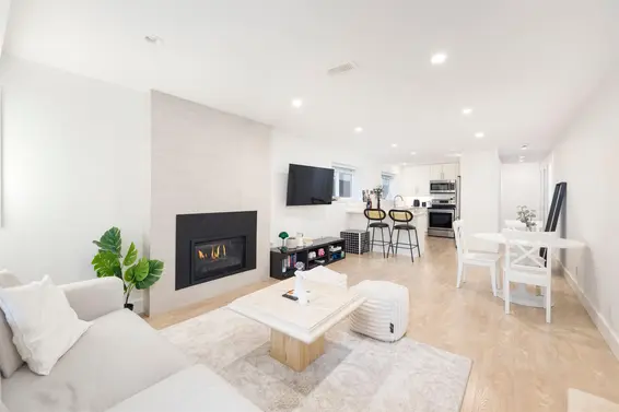 1709 Philip Avenue, North Vancouver For Sale - image 4