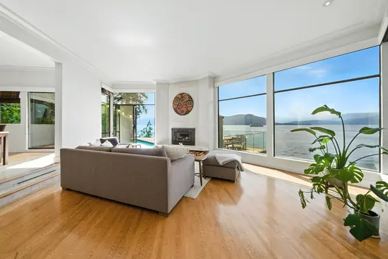 8275 Pasco Road, West Vancouver For Sale - image 9