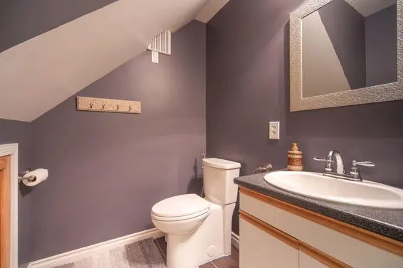1704 Pierard Road, North Vancouver For Sale - image 29