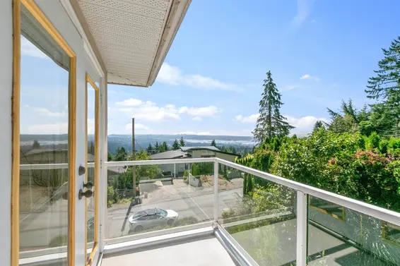 530 Craigmohr Drive, West Vancouver For Sale - image 37