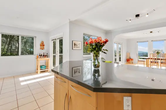 530 Craigmohr Drive, West Vancouver For Sale - image 5