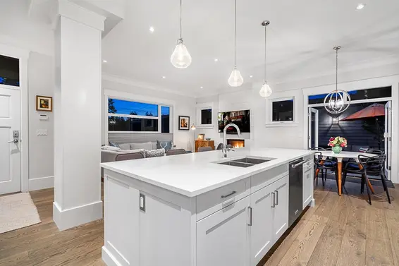 1308 Forbes Avenue, North Vancouver For Sale - image 3
