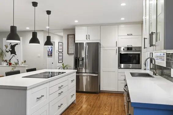 2568 Carnation Street, North Vancouver For Sale - image 12