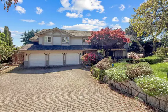 740 Knockmaroon Road, West Vancouver For Sale - image 6