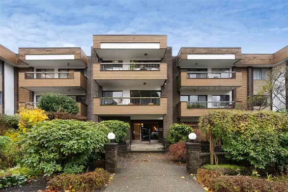 305 141 East 18Th Street, North Vancouver