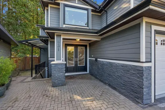 631 West 24th Close, North Vancouver For Sale - image 2