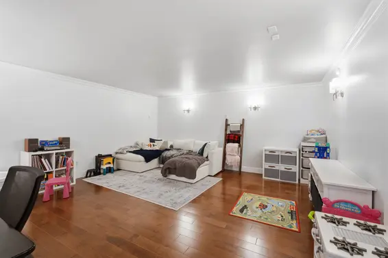631 West 24th Close, North Vancouver For Sale - image 32