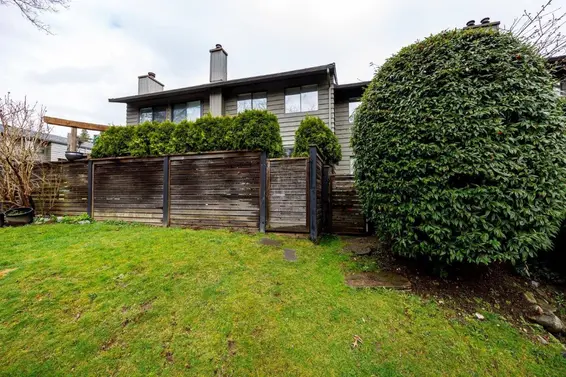 80 1930 Cedar Village Crescent, North Vancouver For Sale - image 35