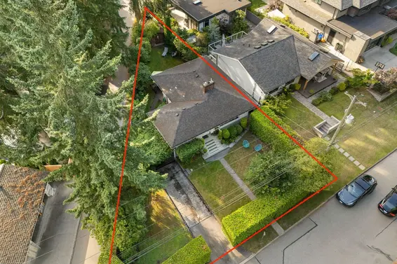 2011 Bridgman Avenue, North Vancouver For Sale - image 2