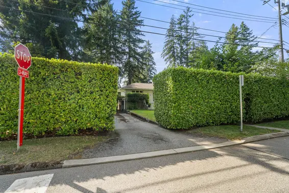2011 Bridgman Avenue, North Vancouver For Sale - image 36