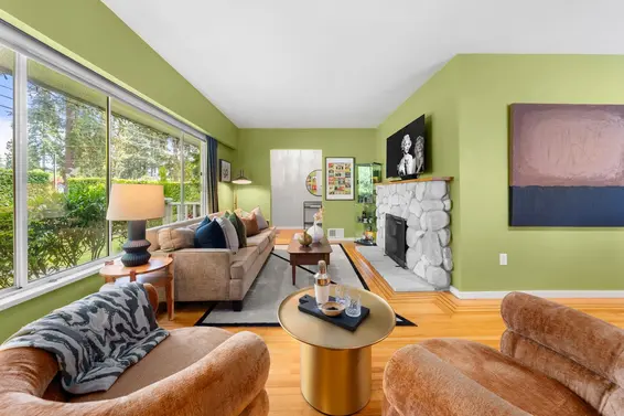 2011 Bridgman Avenue, North Vancouver For Sale - image 7