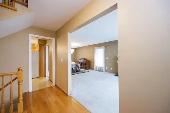 1148 Ronayne Road, North Vancouver For Sale - image 3
