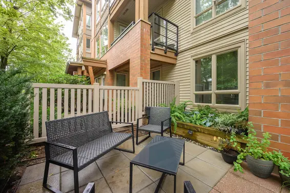 112 2601 Whiteley Court, North Vancouver For Sale - image 25