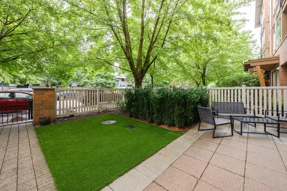 112 2601 Whiteley Court, North Vancouver For Sale - image 26