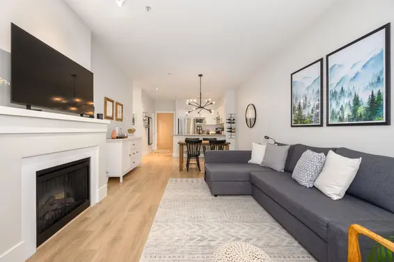 112 2601 Whiteley Court, North Vancouver For Sale - image 4
