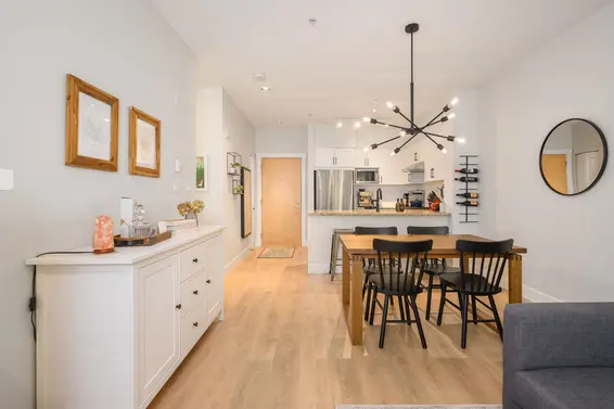 112 2601 Whiteley Court, North Vancouver For Sale - image 7