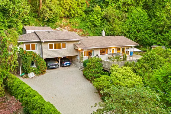 6775 Marine Drive, West Vancouver